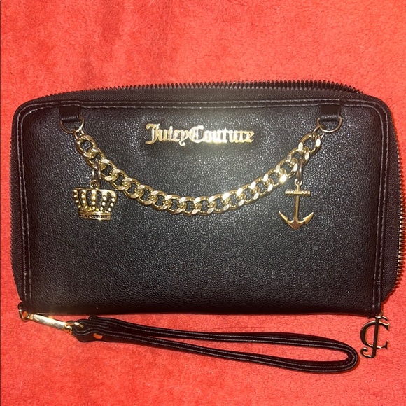 Juicy Couture Handbags - Juicy Couture Black Wallet/Wristlet with Gold Chain NWOT